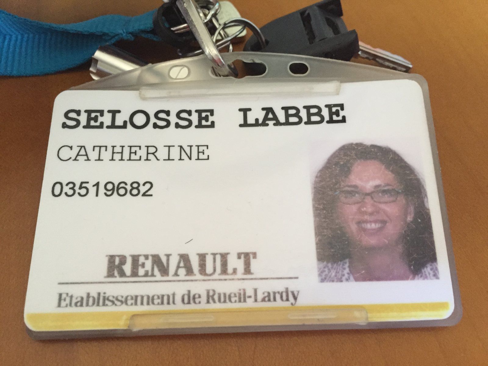 Le badge Renault de Catherine Selosse, établissement de Rueil-Lardy